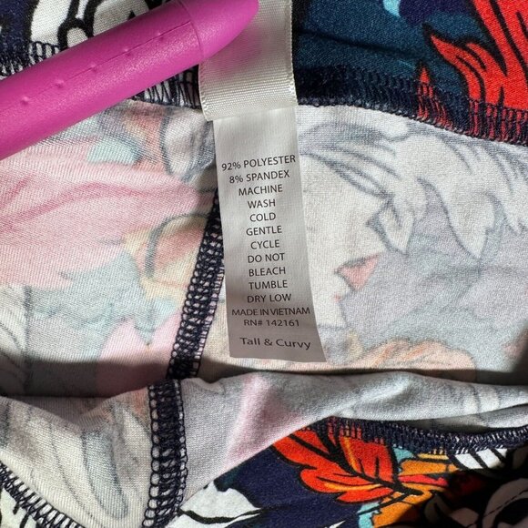 LuLaRoe Leggings Blue Orange Pink White Fluffy Feathers Leaves Tall & Curvy TC - Picture 4 of 6